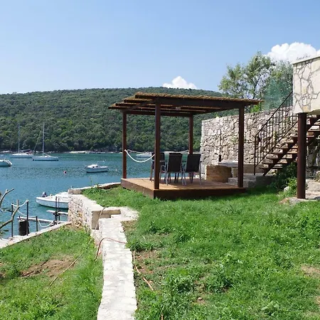 Alba 2+2 Few Steps From Sea In Apartment