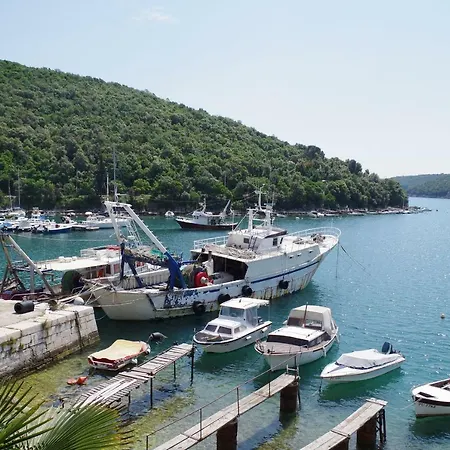 Apartment Alba 2+2 Few Steps From Sea In *